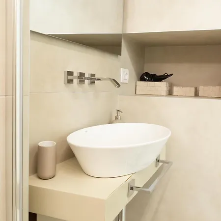 Apartment Dimora Garibaldi - Bright And Quiet Nest - *